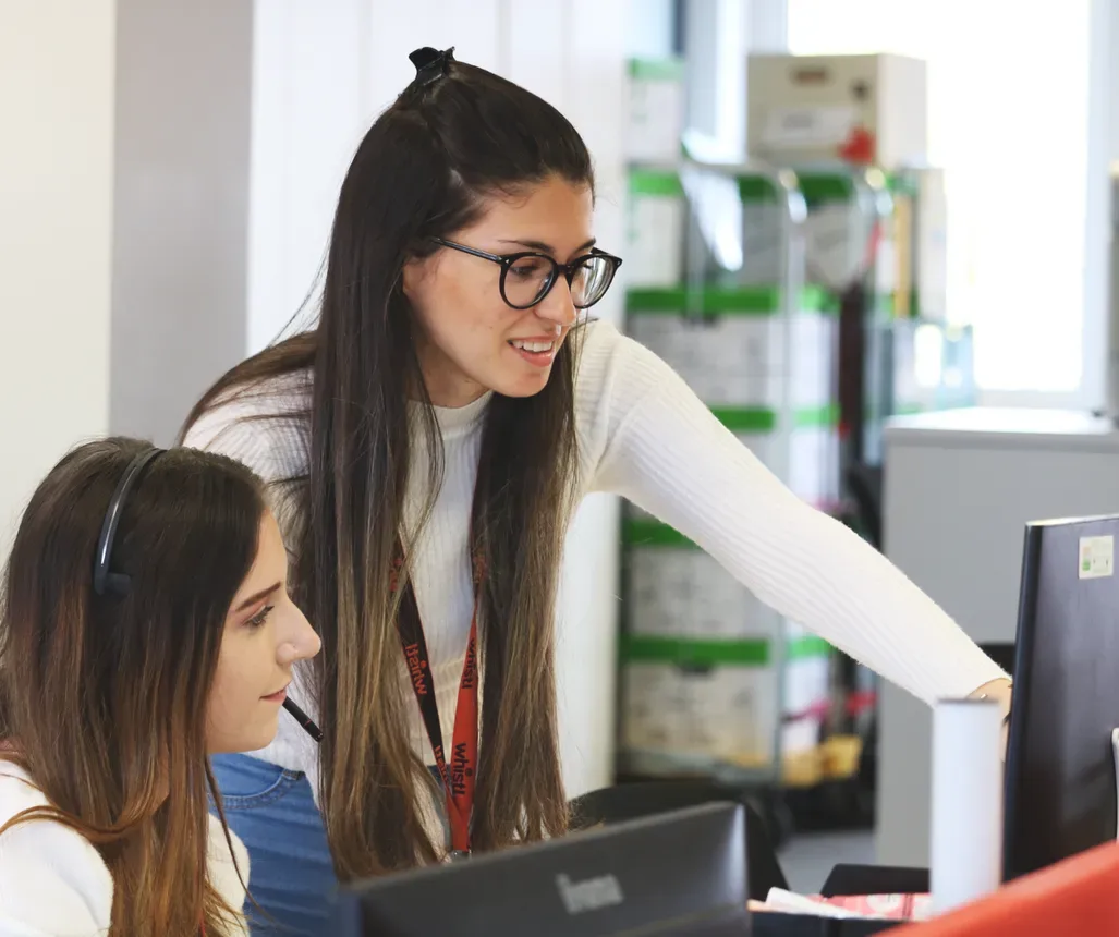 <h3><span class="heading--3">What is a Managed Inbound Call Centre Service?</span></h3>

<p>An inbound call centre service is a type of customer service operation offered by Whistl in which trained agents handle incoming calls from your company&rsquo;s customers. These calls could be inquiries, complaints, or any other communication initiated by your customers.</p>

<p>An outsourced inbound call centre aims to offer timely and efficient assistance to these customers, solidifying a positive customer experience.</p>
