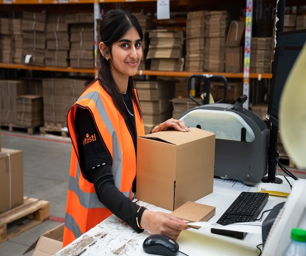 <p>&nbsp;</p>

<ul>
	<li><strong>Gift Wrapping</strong>: Whistl&rsquo;s order fulfilment centres are geared to provide the most efficient gift wrap and personalisation services at a competitive price, all while minimising your carbon footprint.</li>
	<li><strong>Bespoke Messaging</strong>: Intelligent personalisation is inexpensive and within every retailer&rsquo;s reach, though merchants are slow to adopt it. Let your customers add that final touch with gift messaging and outshine your competition.</li>
	<li><strong>Environmental Options</strong>: With 75% of UK adults wanting retailers to minimise parcel packaging, Whistl only use the packaging that is needed for each order to reduce wastage, and we work with several key innovators and suppliers in the packaging space to pack your items as you intend, aligned to both your brand and environmental credentials.</li>
</ul>

<p>We are happy to discuss your bespoke customer packaging requirements as part of our <a href="/fulfilment" target="_self">outsourced order fulfilment service</a>.</p>
