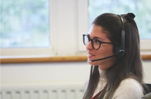 This is an image that represents ecommerce customer service representative