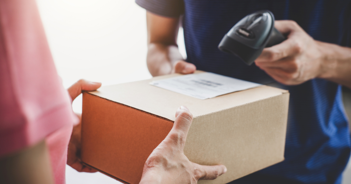 Top Tips for Managing Parcel Returns | Whistl